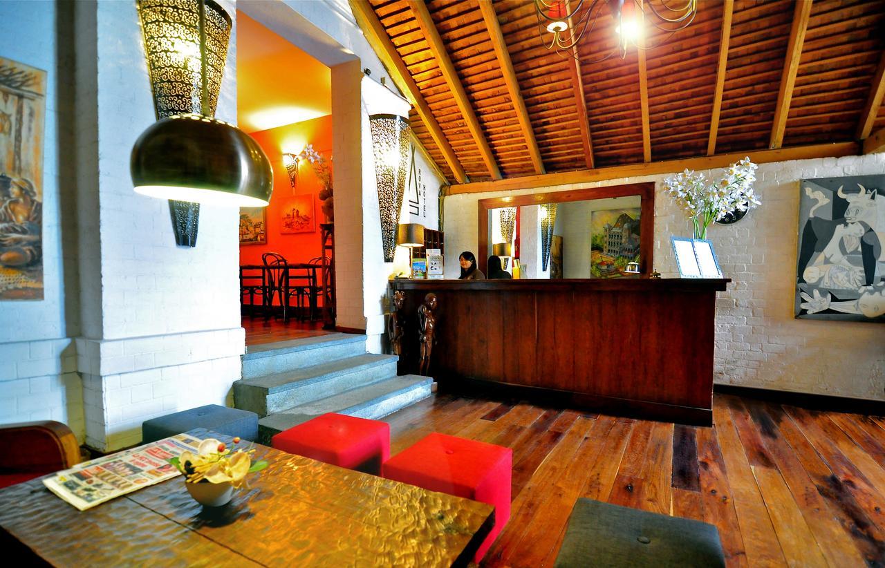 Rova Hotel أنتاناناريفو المظهر الخارجي الصورة