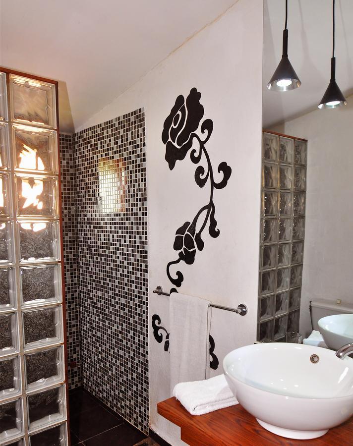 Rova Hotel أنتاناناريفو المظهر الخارجي الصورة