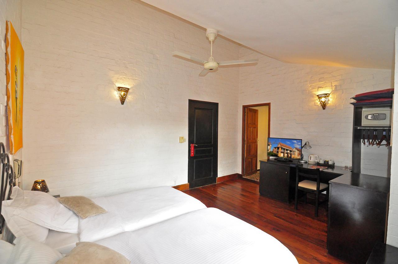 Rova Hotel أنتاناناريفو المظهر الخارجي الصورة